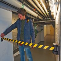 TRAFFIC-LINE Wall Mounted Belt Barrier - Case Black - 4m Yellow/Black Belt