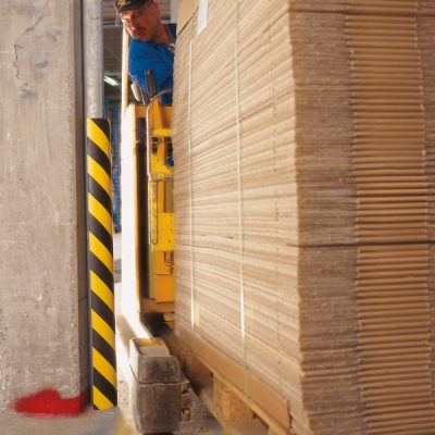 TRAFFIC-LINE Pipe Protection - CURVATURE 85 - Self-Adhesive 1,000mm Lengths - Yellow/Black - Image 2