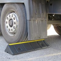 TRAFFIC-LINE Heavy Duty Wheel Stop Recycled Rubber 1,000mm Long x 150mm High Black/Yellow