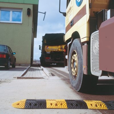 TOPSTOP-5 Speed Reduction Ramp Kit 6.17m Including Ends & Fixings