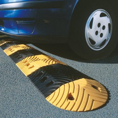 TOPSTOP-5 Speed Reduction Ramp Kit 6.17m Including Ends & Fixings - Image 4