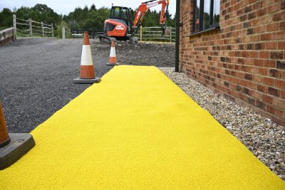 Spaghetti Site Mat PVC 120cm x 12m Yellow - Image 4