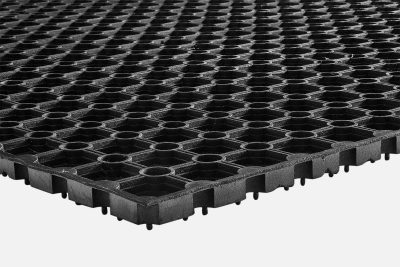 Greenskeeper anti-slip black 1m x 1.5m 16mm thick - Image 2