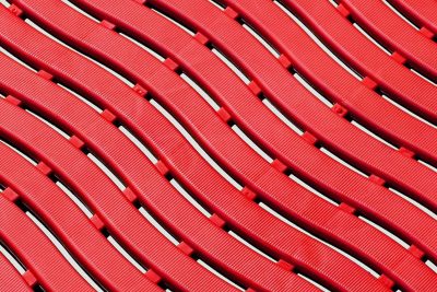 Kumfi Step swimming pool locker room surrounds 60cm x 15m roll Red - Image 2