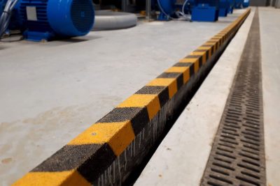 750mm x 55mm x 55mm Stair Black Anti-Slip GRP Stair Nosing - Image 3