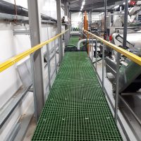 Non slip GRP grating panels 38mm thick 1492mm x 996mm Green