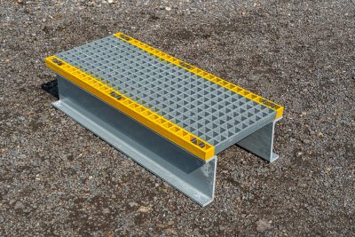 GRP Step Over Platform 464 x 996 x 238mm (200mm clearance) Grey/Yellow