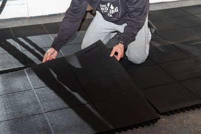 Cushion Link Bevel 92cm x 5.5cm Black Male-Nitrile used for Interlocking Gym Mat - Image 5