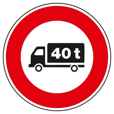 SafeRide Speed Reduction Hump – End Section | Male | 450mm x 70mm | Fixings Included | Black - Image 6