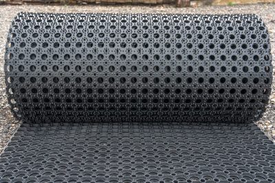 Greenskeeper Roll 1m wide x 10.5m long x 23mm Thick - Image 2